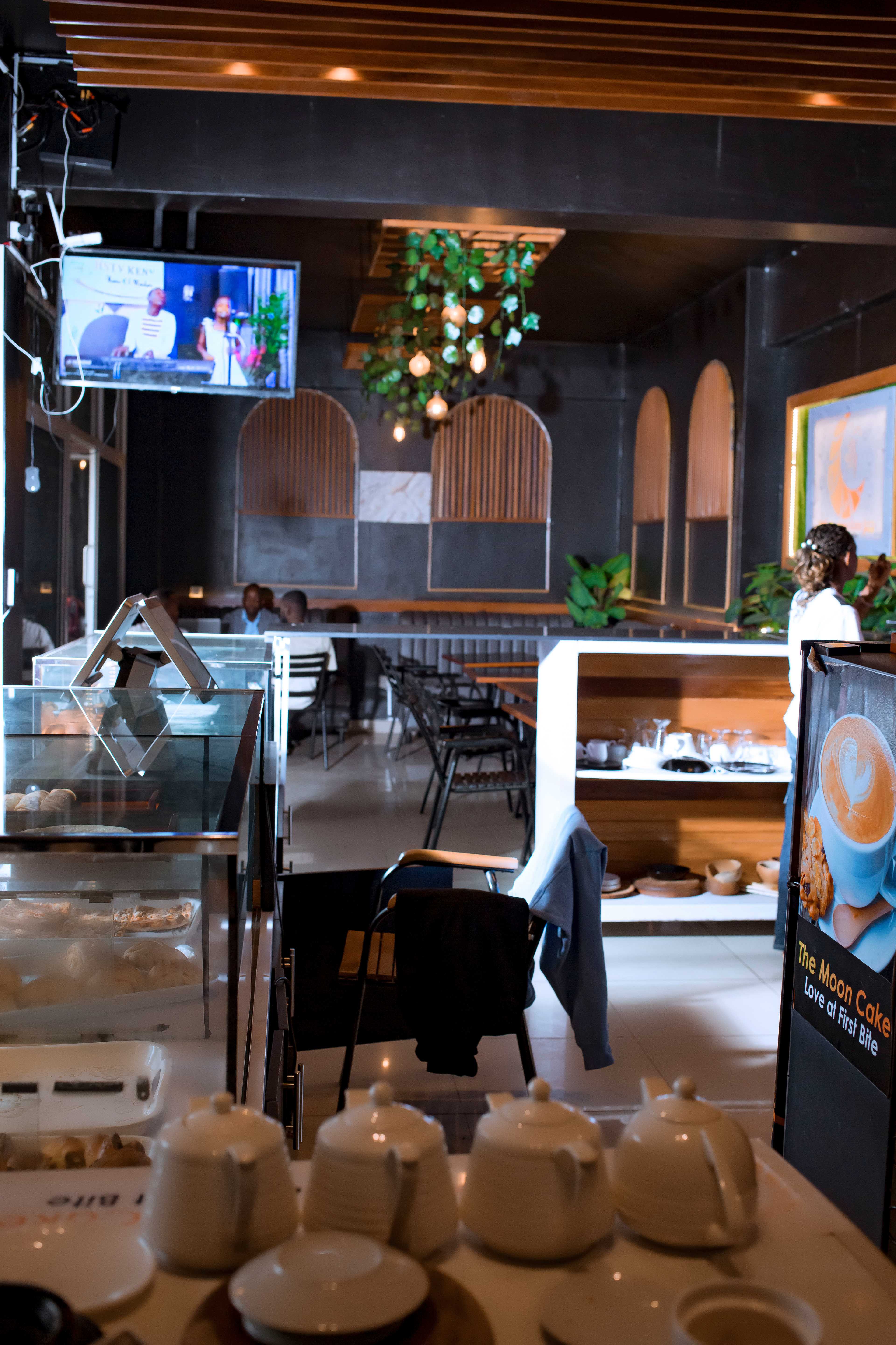 THE MOON COFFEE SHOP interior